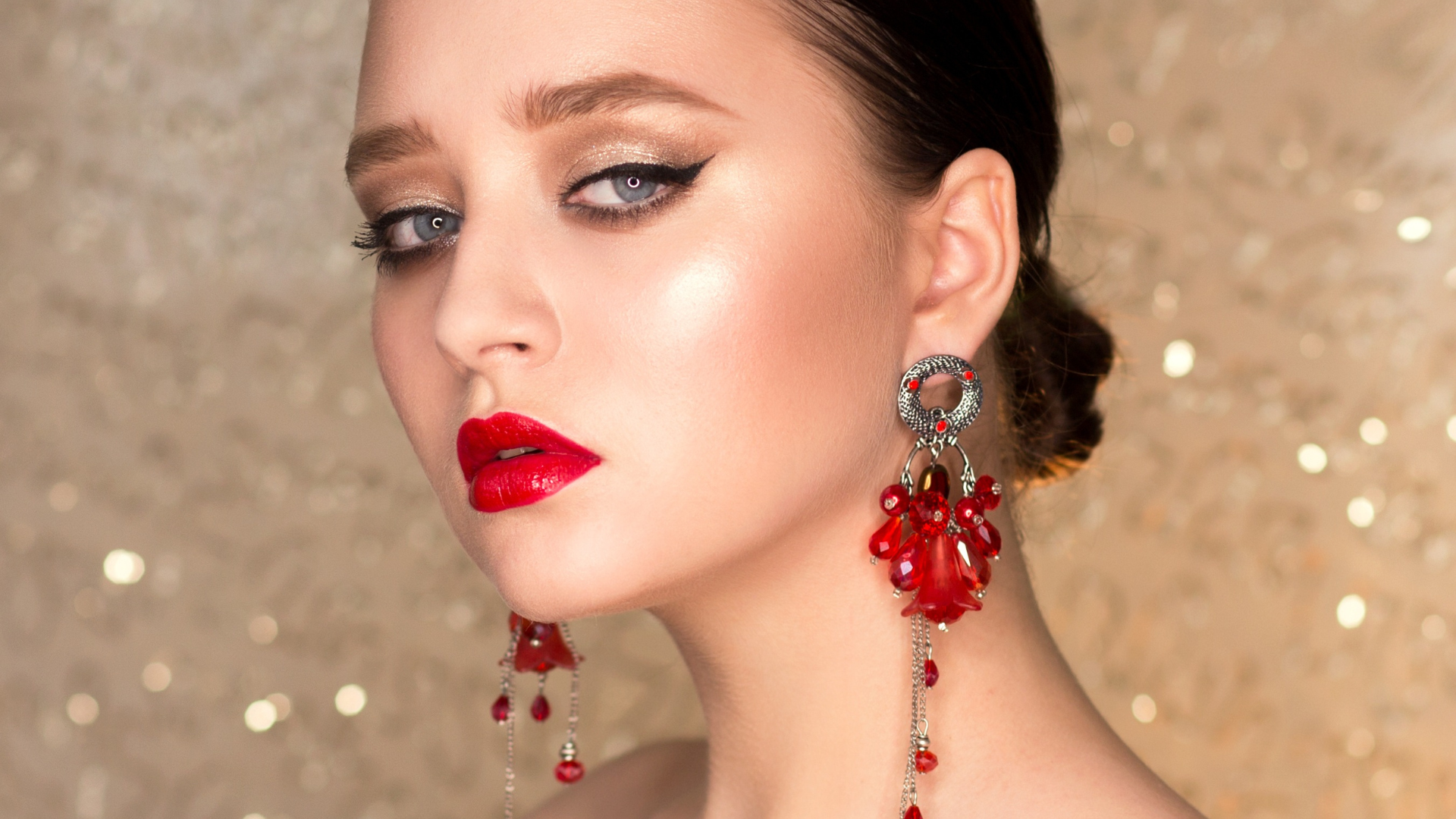 Types of False Lashes and Extensions Most Loved by Consumers